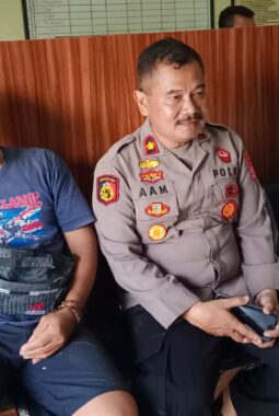 Coolling System Plh Kapolsek Bayah Polres Lebak  Di Dampingi Kanit Intel Sambangi Kantor Desa Sawarna