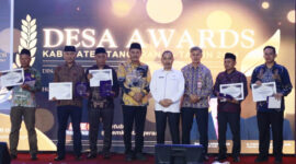 Panerima Penghargaan Desa Awards Pemkab Tangerang Tahun 2024 ( Foto : Isimewa )