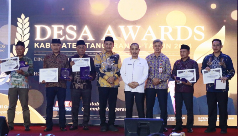 Panerima Penghargaan Desa Awards Pemkab Tangerang Tahun 2024 ( Foto : Isimewa )