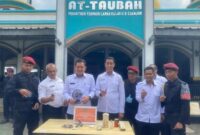 Kepala Lapas Cianjur Eris Ramdani, Bersama Kanwil Ditjenpas Jawa Barat ( Foto : Istimewa )